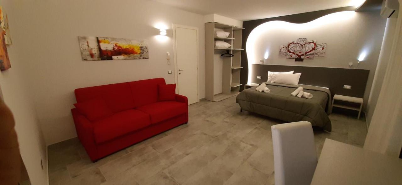 Donjon Suite Centro Storico Castelbuono  Exteriör bild